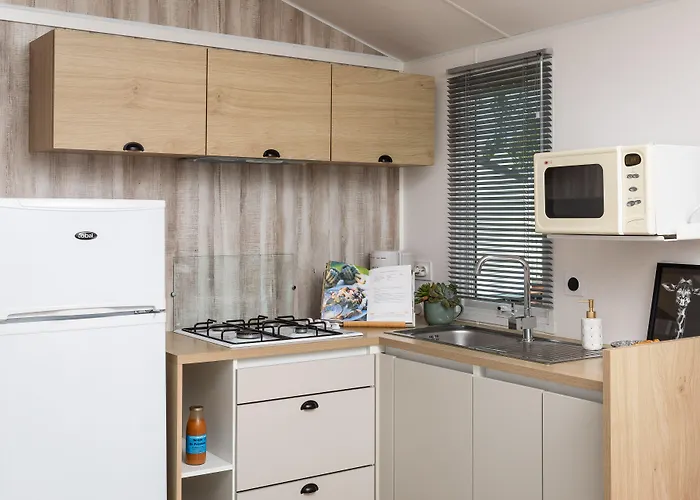 Отель La Prairie 4*